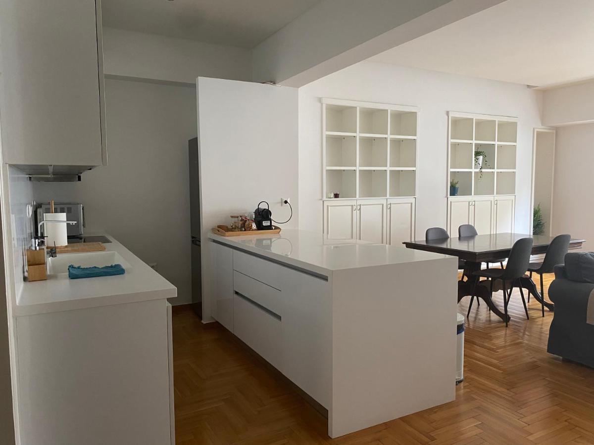 Apartment In Fancy Athenian Neighbourhood Zewnętrze zdjęcie